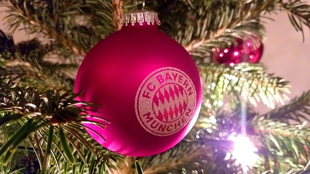 中国足球的 中国足球的